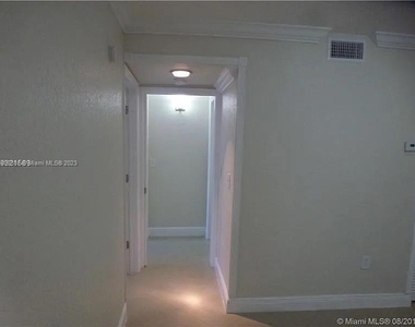 12124 Saint Andrews Pl - Photo Thumbnail 11