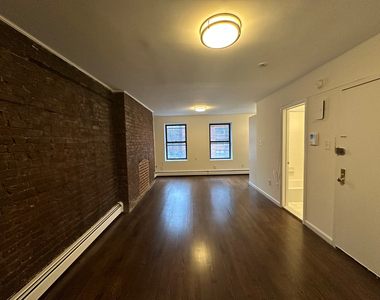 517 3rd Avenue - Photo Thumbnail 1