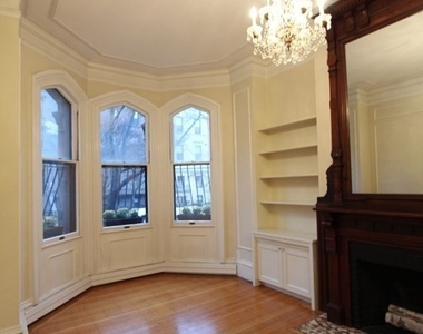 165 Beacon St - Photo Thumbnail 13