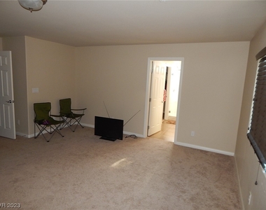 5845 Pillar Rock Avenue - Photo Thumbnail 18