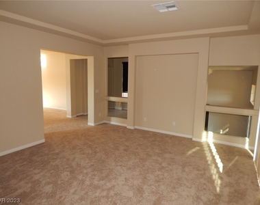 5845 Pillar Rock Avenue - Photo Thumbnail 20