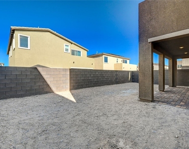 9226 Aiden Valley Avenue - Photo Thumbnail 49