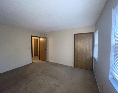 5276 Portland Street - Photo Thumbnail 20