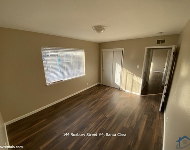 144 Roxbury St 4 - Photo Thumbnail 10