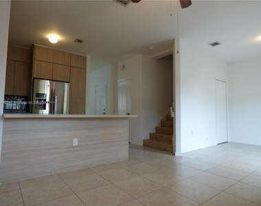 4428 Sw 163rd Ct - Photo Thumbnail 12