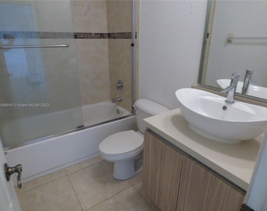 4428 Sw 163rd Ct - Photo Thumbnail 27