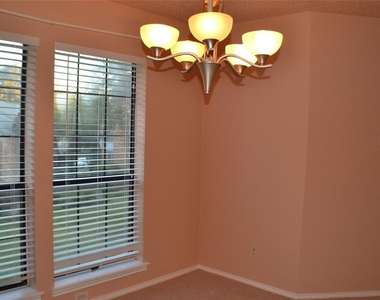 15151 Berry Trail - Photo Thumbnail 4