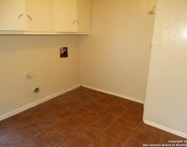 9380 Schaefer Rd - Photo Thumbnail 24