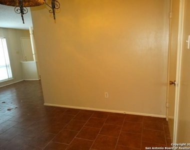 9380 Schaefer Rd - Photo Thumbnail 10