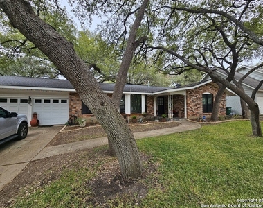 11414 Raindrop Dr - Photo Thumbnail 0