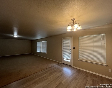 7626 Equinox Hill - Photo Thumbnail 10