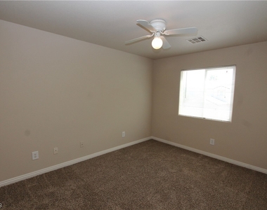 5416 Leadville Avenue - Photo Thumbnail 16