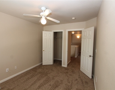 5416 Leadville Avenue - Photo Thumbnail 19