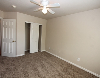 5416 Leadville Avenue - Photo Thumbnail 17