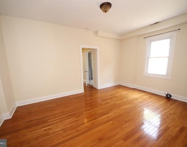 2108 Eastern Ave - Photo Thumbnail 7