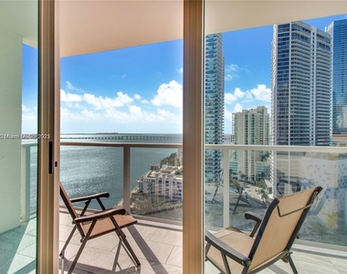 1155 Brickell Bay Dr - Photo Thumbnail 4