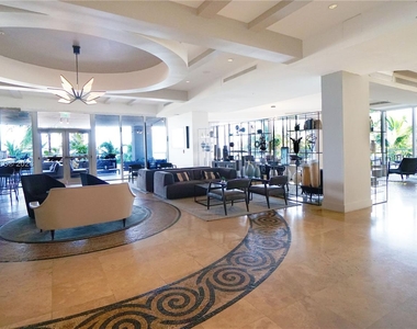 17375 Collins Ave - Photo Thumbnail 23