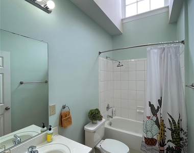 127 Summit Avenue - Photo Thumbnail 9