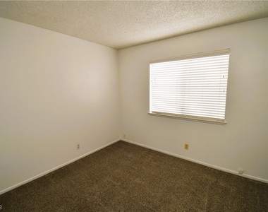 1416 Kirby Drive - Photo Thumbnail 24