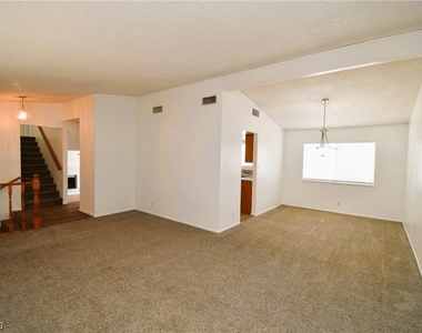 1416 Kirby Drive - Photo Thumbnail 8