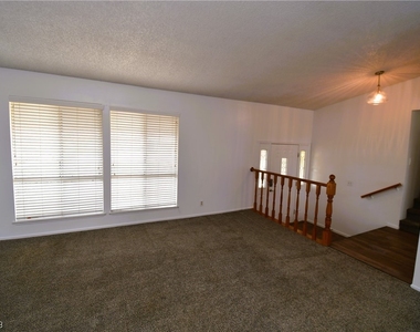 1416 Kirby Drive - Photo Thumbnail 10