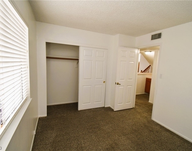 1416 Kirby Drive - Photo Thumbnail 26