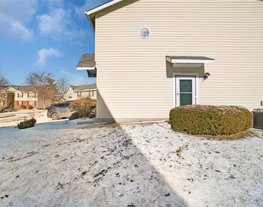 136 Country Trace Court - Photo Thumbnail 1