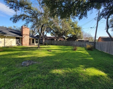 13402  Wisterwood St - Photo Thumbnail 21