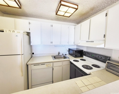 2140 Kuhio Avenue - Photo Thumbnail 5