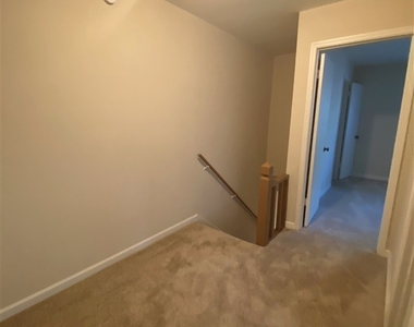 3701 Donovan Drive - Photo Thumbnail 23