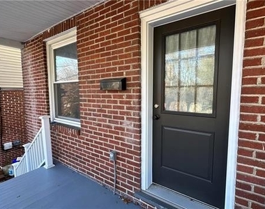 912 Porter Street - Photo Thumbnail 4