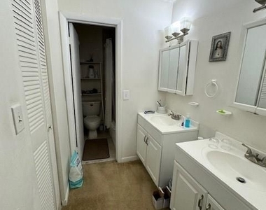 5271 Sw 40th Ave - Photo Thumbnail 9