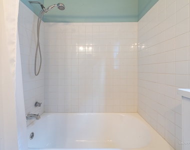 1222 W Jarvis Avenue - Photo Thumbnail 22