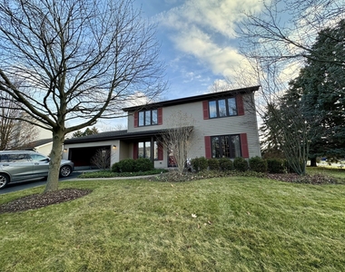 1424 Chestnut Ridge Drive - Photo Thumbnail 0