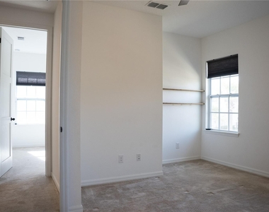 8210 Nemours Parkway - Photo Thumbnail 35