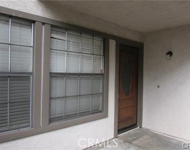 444 S Tustin Street - Photo Thumbnail 6