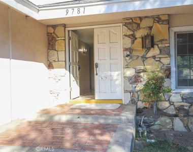 9781 Stanford Avenue - Photo Thumbnail 2