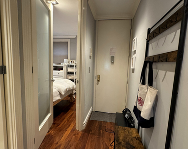95 Perry Street - Photo Thumbnail 8