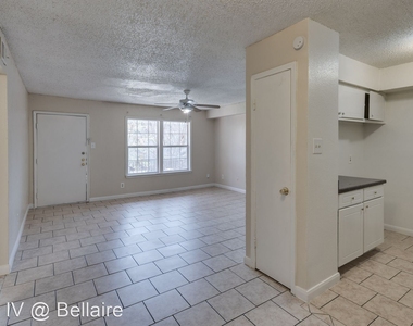 6120 Bellaire Blvd. - Photo Thumbnail 15