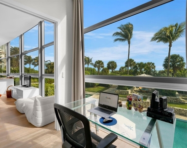 5875 Collins Ave - Photo Thumbnail 9