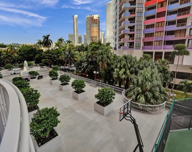 1627 Brickell Ave - Photo Thumbnail 33