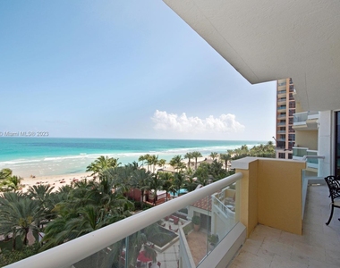 17875 Collins Ave - Photo Thumbnail 34