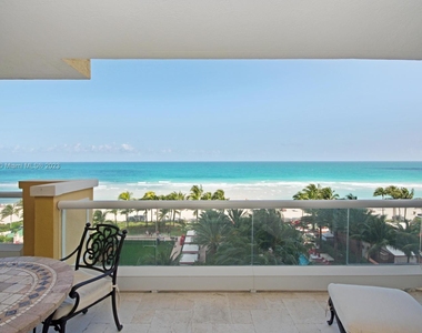 17875 Collins Ave - Photo Thumbnail 2