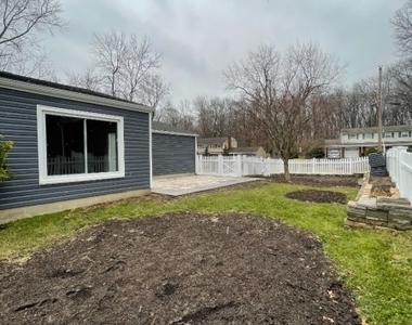 18 Bromley Dr - Photo Thumbnail 41