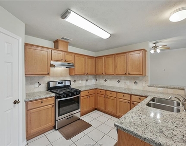 1315 Markham Court - Photo Thumbnail 5