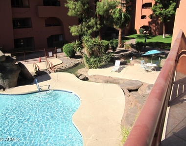 12222 N Paradise Village Parkway - Photo Thumbnail 24