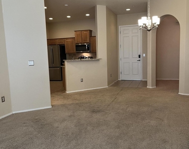 14575 W Mountain View Boulevard - Photo Thumbnail 4