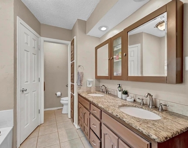 3149 Stone Creek Lane - Photo Thumbnail 23