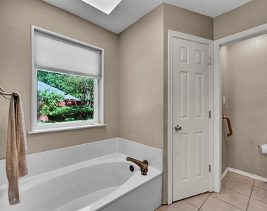 3149 Stone Creek Lane - Photo Thumbnail 24