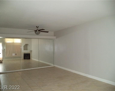 3605 Spanish Butterfly Street - Photo Thumbnail 27